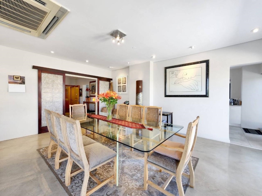 To Let 4 Bedroom Property for Rent in Sea Point Western Cape